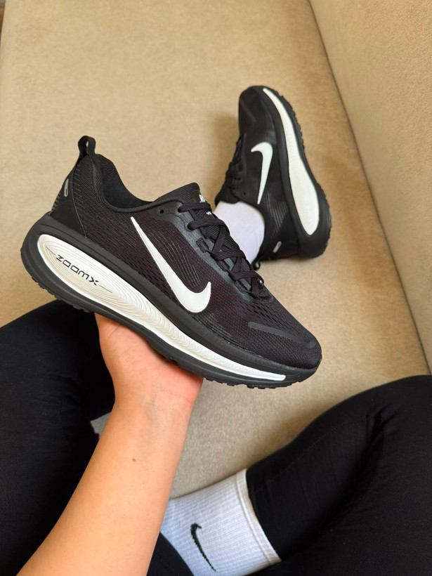 کفش کتانی وارداتی زنانه تخصصی رانینگ نایک مدل زوم ایکس Nike ZoomX (مشکی سفید)