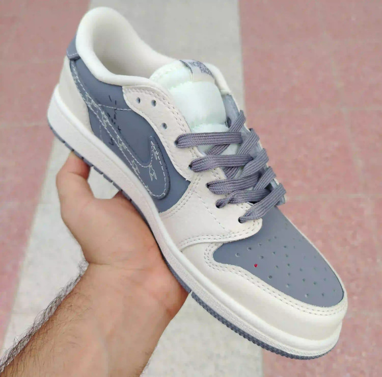 کفش وارداتی نایک ایر جردن1 طرح لیزر استیچ Nike Air Jordan1 Laser Stitch