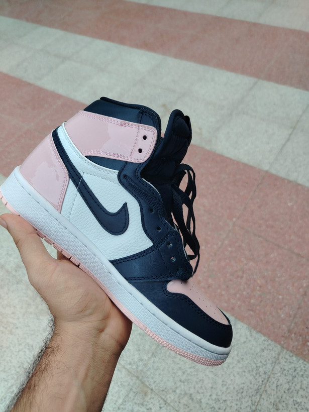 کفش وارداتی نایک ایر جردن 1 های تاپ Nike Air Jordan 1 High Top سفید صورتی