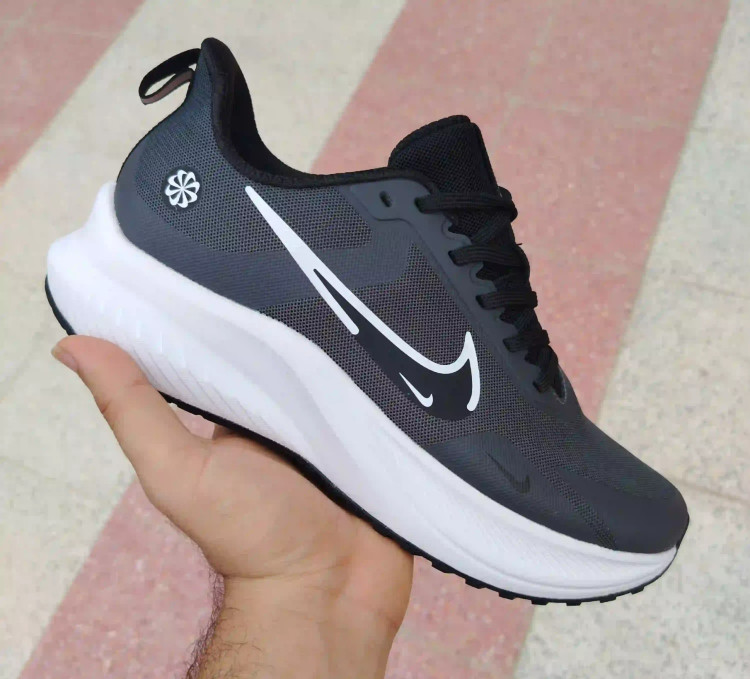 کفش وارداتی نایک وینفلو Nike Winflo مشکی سفید