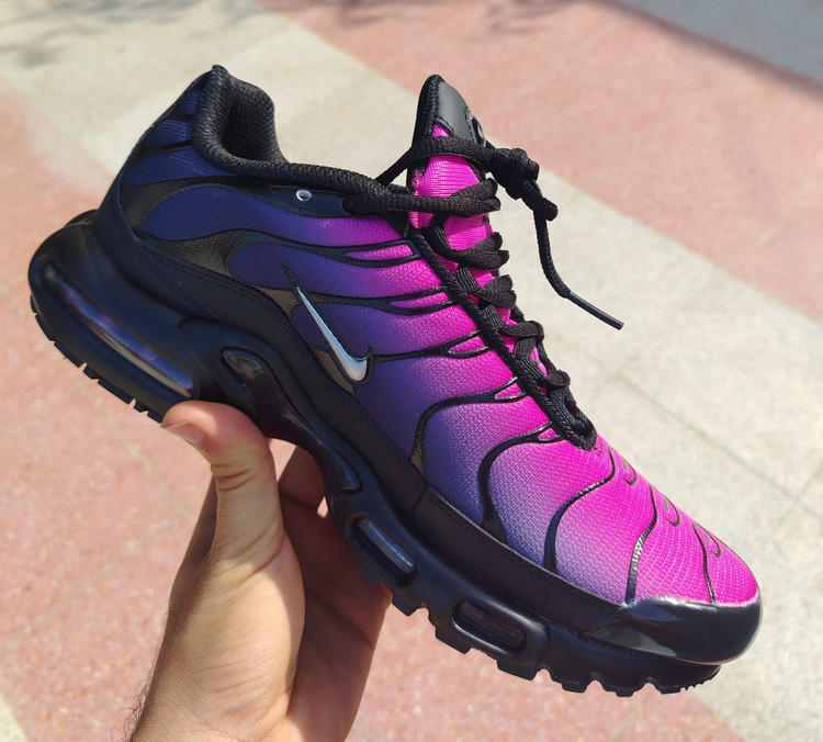 کفش وارداتی نایک ایر مکس تی ان پلاس Nike Air Max TN Plus مشکی صورتی-بنفش