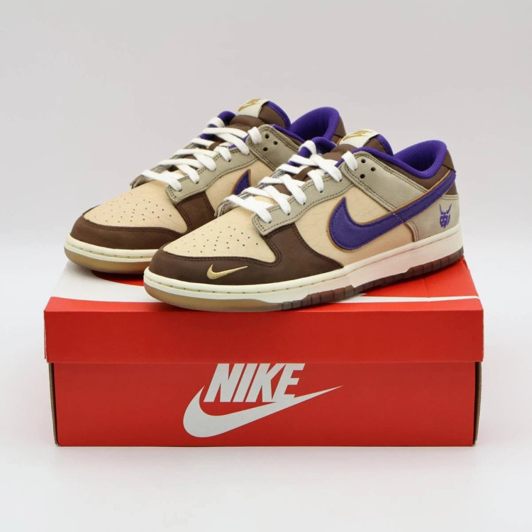 کفش کتانی وارداتی نایک ایر جردن 4 رترو Nike Air Jordan 4 Retro (کرم قهوه ای با لوگوی سرمه ای)