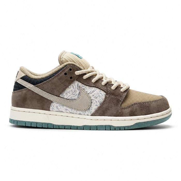 کفش کتانی وارداتی نایک اس بی دانک لو مردانه Nike SB Dunk Low (قهوهای کرم طرحدار)